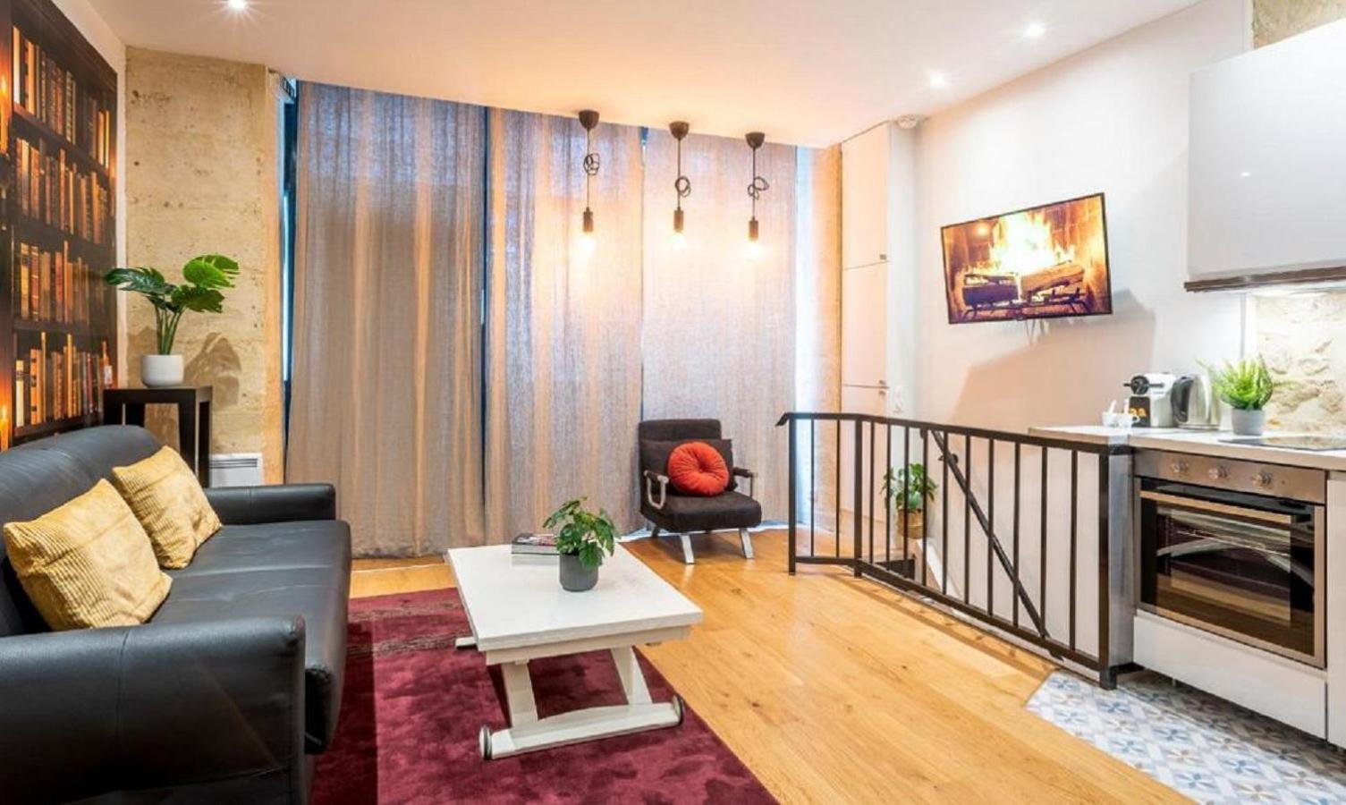 153 - Urban Pretty Flat In Center Of Paris Apartment Exterior photo